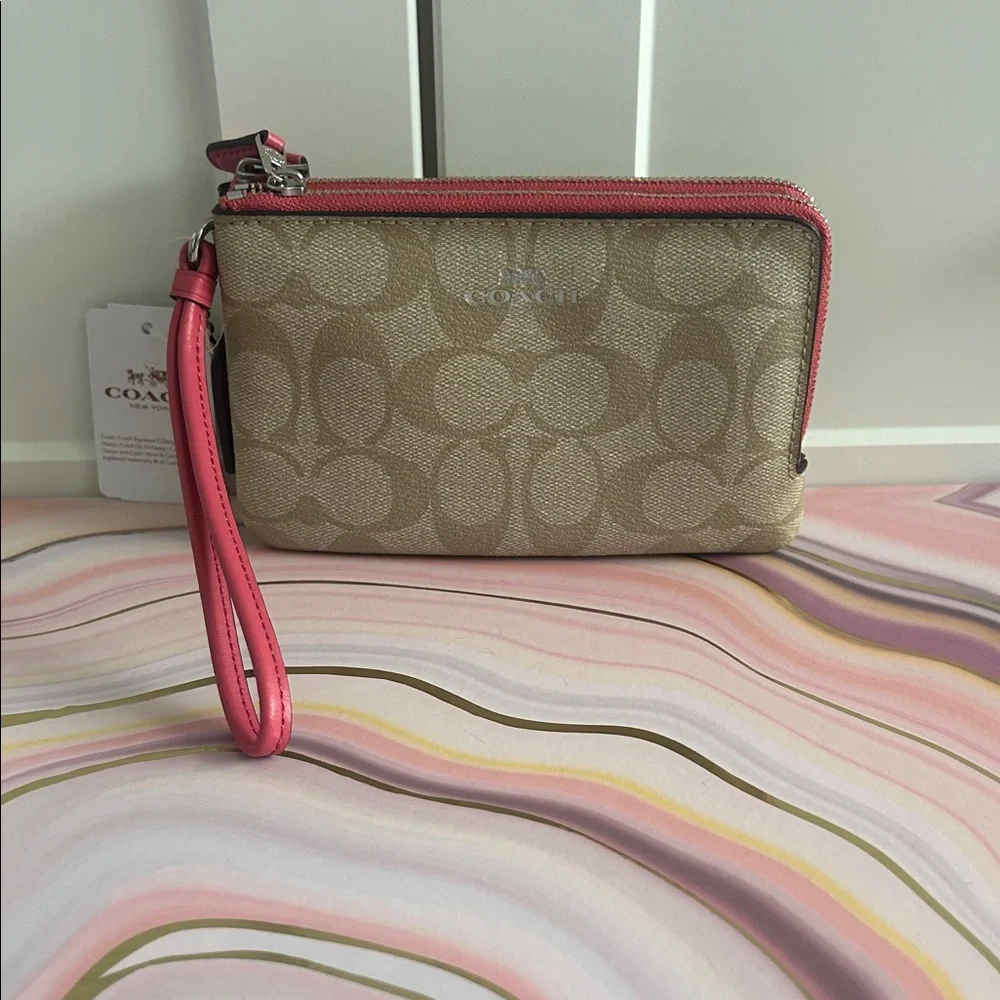 Coach Beige and Pink Wristlet Clutch - Picture 2 of 7